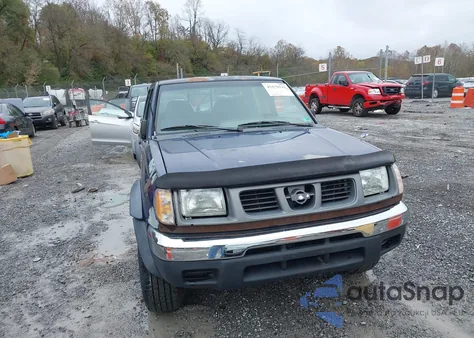 2000 Nissan Frontier Se-V6/Xe-V6 z USA, uszkodzony, nr VIN 1N6ED27Y2YC318923